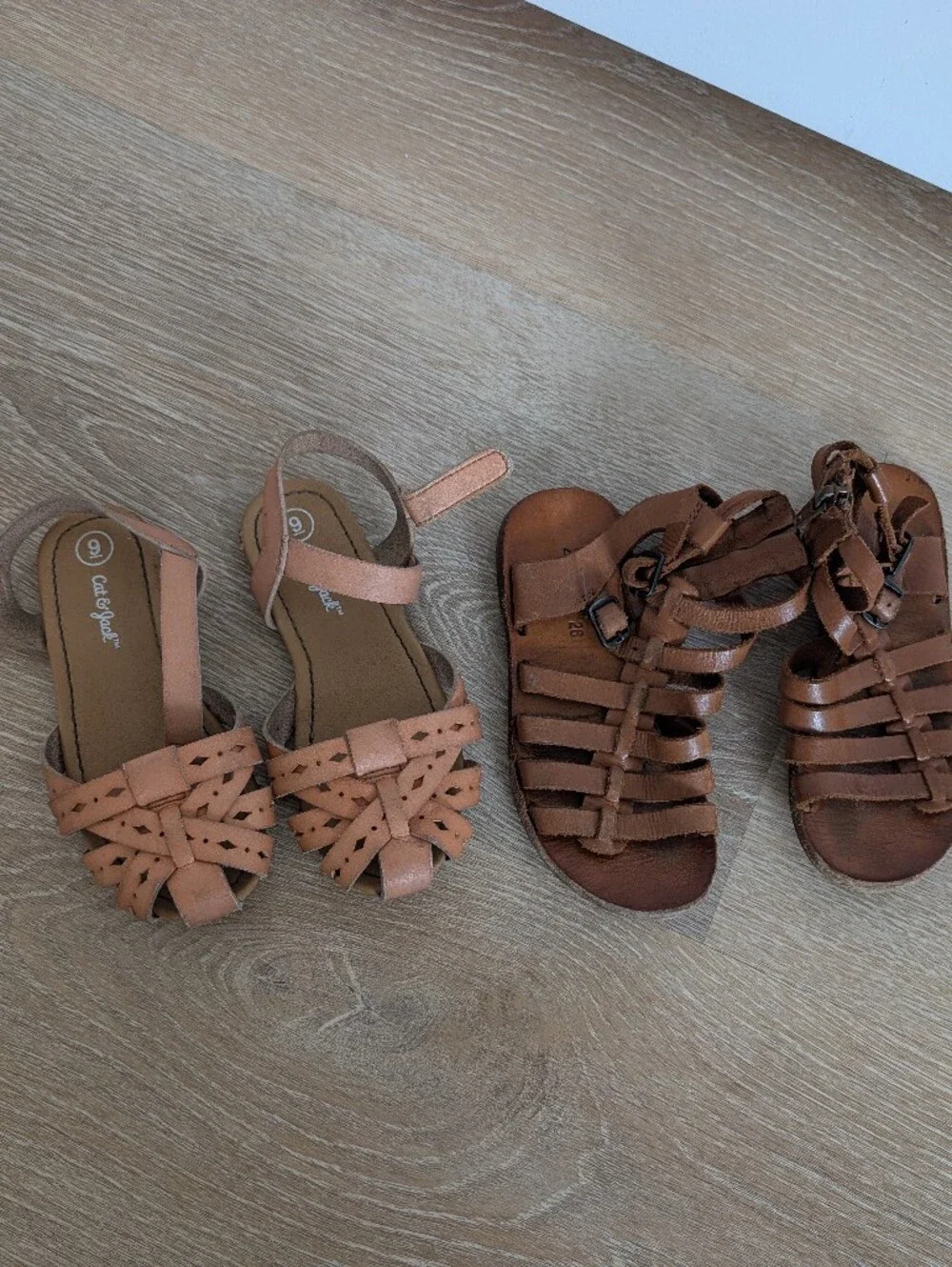 ✨4 for 12 Tan/Brown Sandal Bundle, Size 9